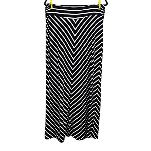 Liz Claiborne Dresses & Skirts - Liz Claiborne Women's Striped Maxi Skirt Size Large